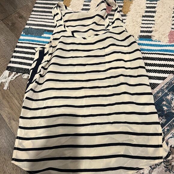 Club Monaco xs tank top - Picture 4 of 7